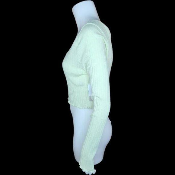 NWT BP. Womens Medium Green Limecream Cropped Long Sleeve ButtonUp Henley Ruffle - Picture 3 of 12